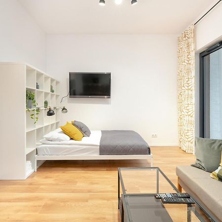 Cozy Studio With Balcony And Free Garage By Noclegi Renters Poznan Exterior foto