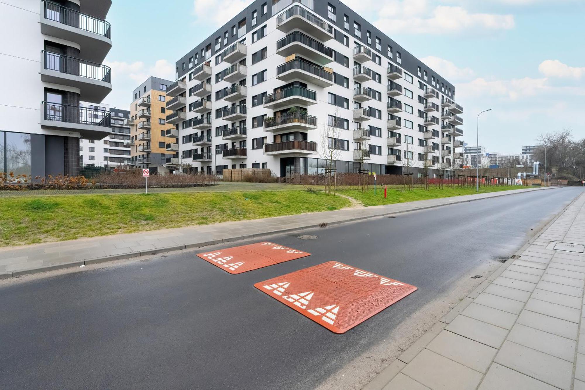 Cozy Studio With Balcony And Free Garage By Noclegi Renters Poznan Exterior foto